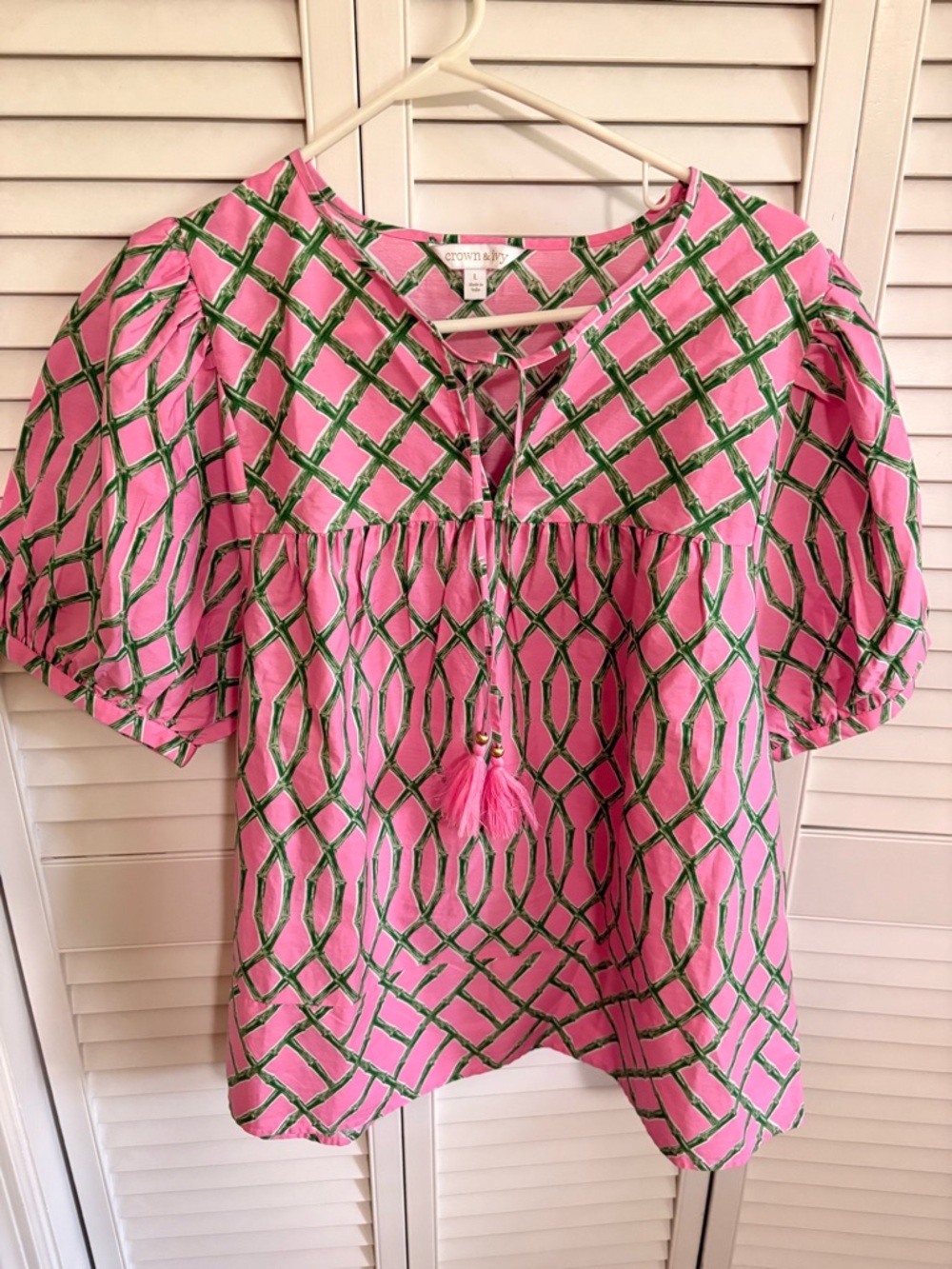 Womens Crown & Ivy Top